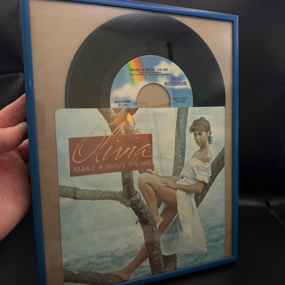 Olivia Newton-John Make A Move On Me Framed 7" Vinyl Record Single‎ MCA-52000